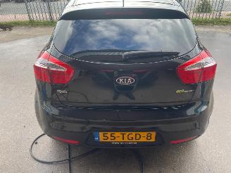 Kia Rio Rio III (UB) Hatchback 1.2 CVVT 16V (G4LA5) [63kW] picture 5