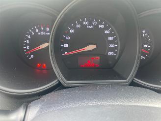 Kia Rio Rio III (UB) Hatchback 1.2 CVVT 16V (G4LA5) [63kW] picture 12