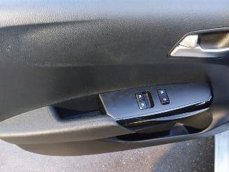 Kia Picanto Picanto (JA) Hatchback 1.0 12V (G3LD) [49kW] picture 7