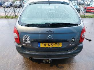 Citroën Xsara Xsara Picasso (CH) MPV 2.0 16V (EW10J4(RFN)) [100kW] picture 5