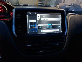 Peugeot 208 208 I (CA/CC/CK/CL) Hatchback 1.2 Vti 12V PureTech 82 picture 10