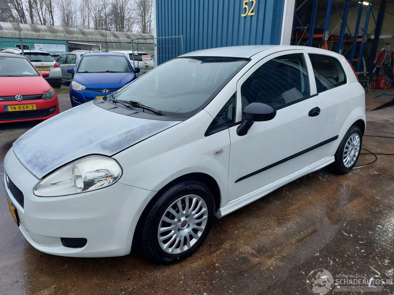 Fiat Punto Grande Punto (199) Hatchback 1.3 JTD Multijet 16V