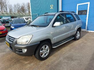 uszkodzony samochody osobowe Kia Sportage Sportage (JE) Terreinwagen 2.0 CVVT 16V 4x2 2005/6