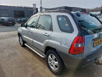 Kia Sportage Sportage (JE) Terreinwagen 2.0 CVVT 16V 4x2 picture 4