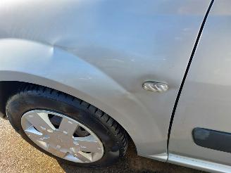 Dacia Logan Logan MCV I (KS) Combi 1.6 (K7M-710) picture 12