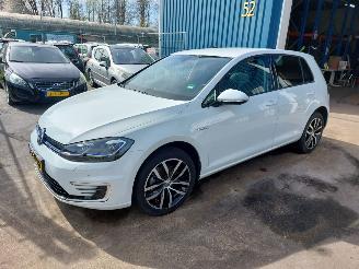 Damaged car Volkswagen e-Golf Golf VII (AUA) Hatchback e-Golf 2020/3
