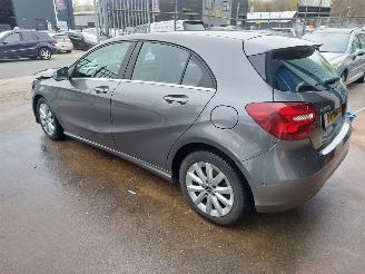 Mercedes A-klasse A (W176) Hatchback 1.6 A-180 16V picture 4
