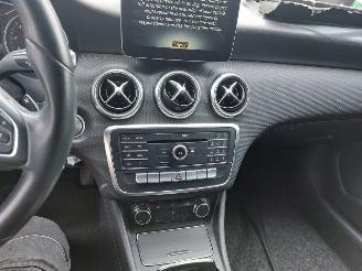 Mercedes A-klasse A (W176) Hatchback 1.6 A-180 16V picture 9