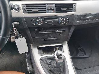 BMW 3-serie 3 serie Touring (E91) Combi 320d 16V Corporate Lease picture 9