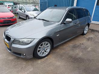 Damaged car BMW 3-serie 3 serie Touring (E91) Combi 320d 16V Corporate Lease 2011/9