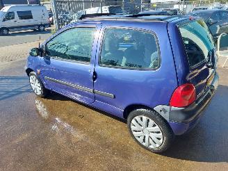 Renault Twingo Twingo (C06) Hatchback 3-drs 1.2 16V picture 4