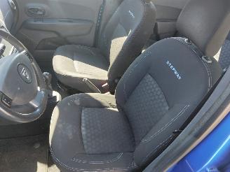 Dacia Lodgy Lodgy (JS/SD0J) MPV 1.2 TCE 16V picture 8