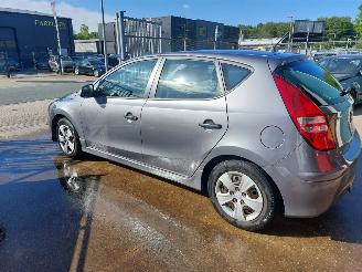 Hyundai I-30 i30 (FD) Hatchback 1.4 CVVT 16V picture 4