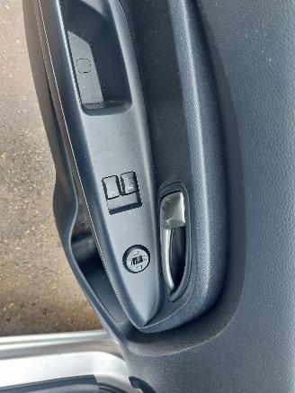 Kia Rio Rio III (UB) Hatchback 1.2 CVVT 16V picture 7
