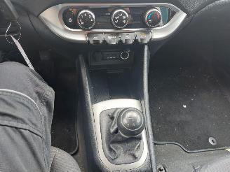 Kia Rio Rio III (UB) Hatchback 1.2 CVVT 16V picture 10
