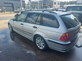 BMW 3-serie 3 serie Touring (E46/3) Combi 316i 16V picture 4