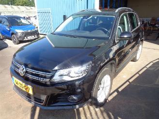 krockskadad bil auto Volkswagen Tiguan (5N1/2) SUV 1.4 TSI 16V (CAVD) GERESERVEERD HARISTO 2012/10