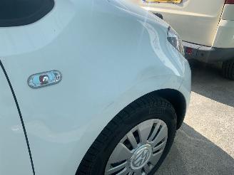 Volkswagen Up!  picture 12