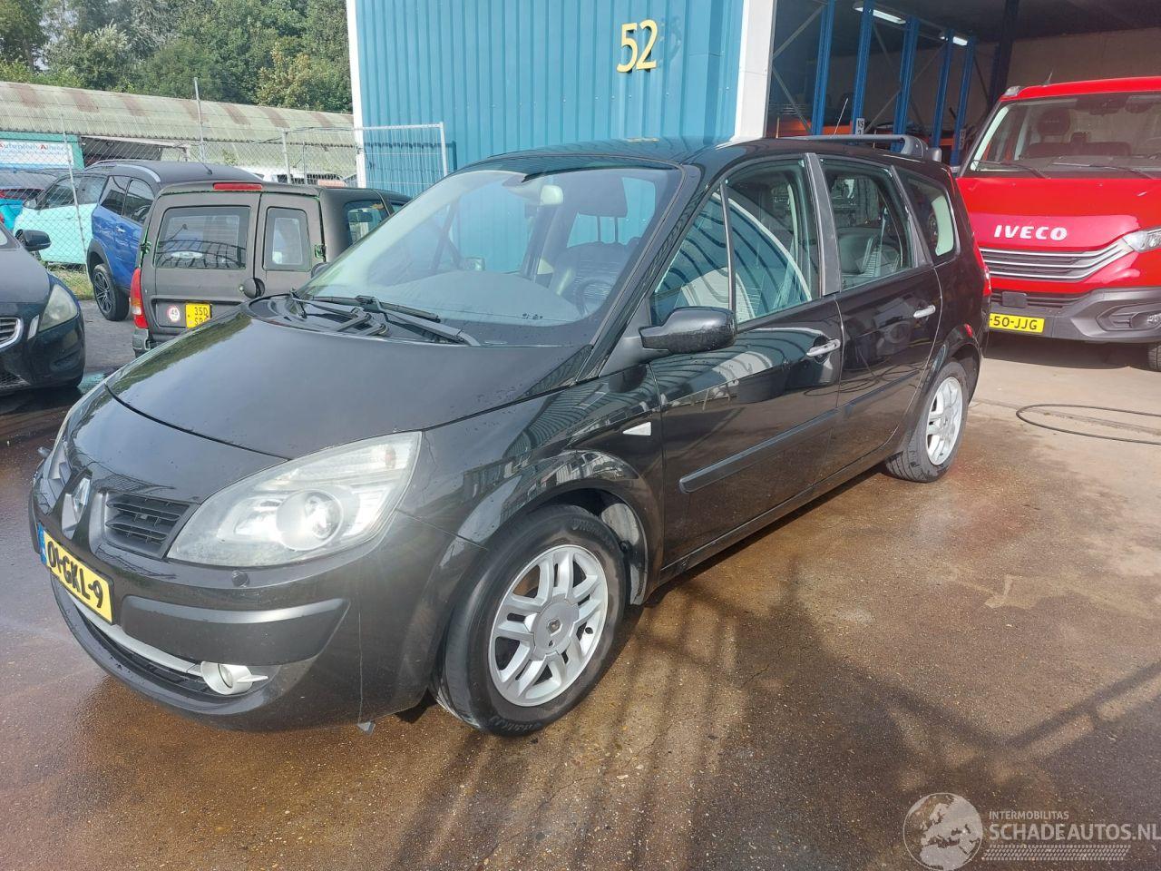 Renault Grand-scenic Grand Scénic II (JM) MPV 1.9 dCi 130