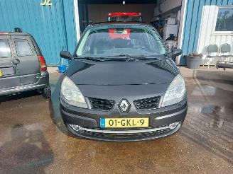 Renault Grand-scenic Grand Scénic II (JM) MPV 1.9 dCi 130 picture 2