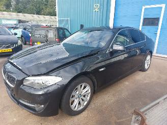 Vaurioauto  passenger cars BMW 5-serie 5 serie (F10) Sedan 528i 16V 2012/6