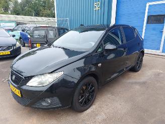 krockskadad bil auto Seat Ibiza Ibiza IV (6J5) Hatchback 5-drs 1.9 TDI 105 2009/2