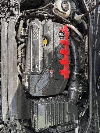 Audi Q3 RSQ3 400PK Autom. Clima Navi Pano RS-Zetels Camera Nardo Gray picture 24