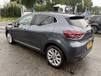 uszkodzony samochody osobowe Renault Clio 1.6 E-Tech Hybrid 140 Autom. RS-Line Clima Navi Camera 2022/2