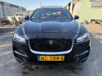 Jaguar F-Pace 2.0D 132KW Autom. Pano Clima Navi AWD Portfolio NAP picture 10
