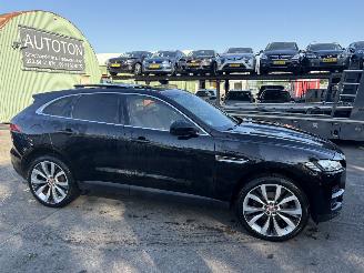 Jaguar F-Pace 2.0D 132KW Autom. Pano Clima Navi AWD Portfolio NAP picture 4