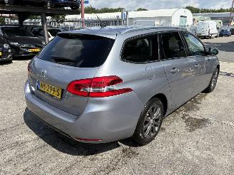 Peugeot 308 1.2 96KW Pano Clima Navi Led Camera Allure NAP picture 3