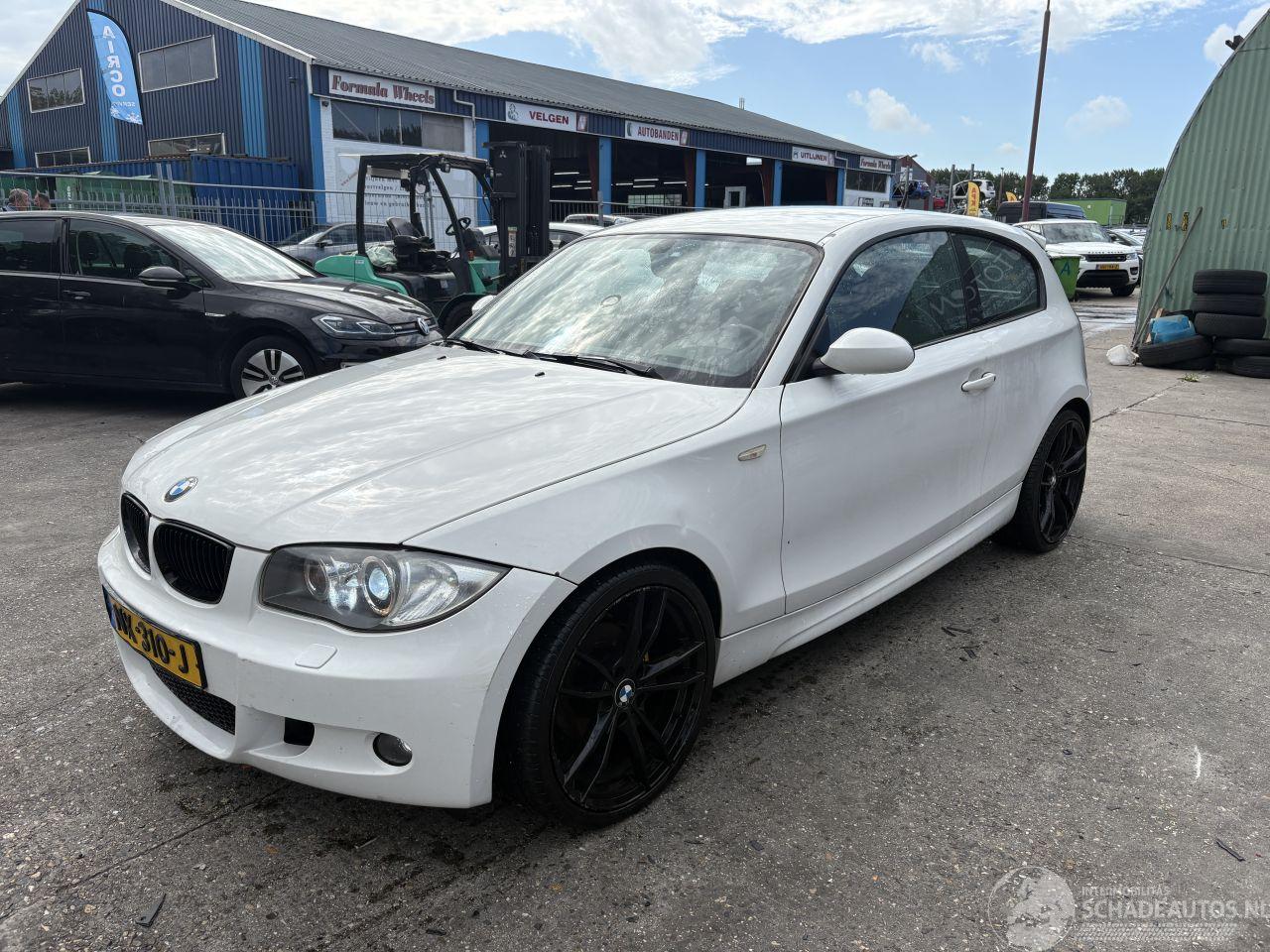 BMW 1-serie 116I 90KW Airco Xenon M-pakket