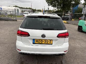 Volkswagen Golf 1.6 TDI 85KW DSG Clima Navi Led Xenon picture 3