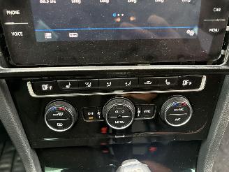 Volkswagen Golf 1.6 TDI 85KW DSG Clima Navi Led Xenon picture 10