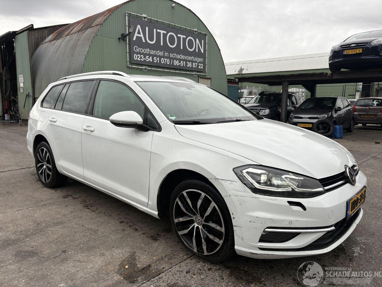 Volkswagen Golf 1.6 TDI 85KW DSG Clima Navi Led Xenon