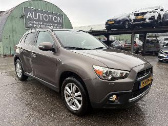 damaged passenger cars Mitsubishi ASX 1.6 86KW Clima Pano Cleartex Intense NAP 2011/7
