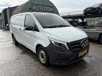 dommages fourgonnettes/vécules utilitaires Mercedes Vito 110 CDI 75KW Lang Clima Navi Camera Led Xenon Functional 2021/12
