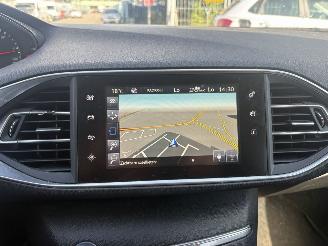 Peugeot 308 1.6 Bluehdi 88KW Clima Navi Led Lease Pack NAP picture 9
