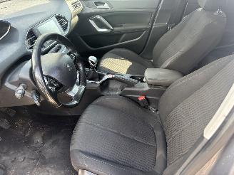 Peugeot 308 1.6 Bluehdi 88KW Clima Navi Led Lease Pack NAP picture 7
