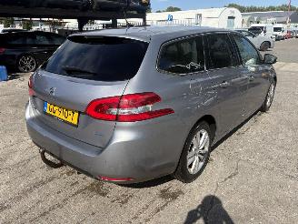 Peugeot 308 1.6 Bluehdi 88KW Clima Navi Led Lease Pack NAP picture 2