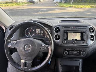 Volkswagen Tiguan 1.4 TSI 118KW Navi clima Led Xenon Sport & Style NAP picture 8