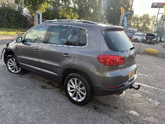 Volkswagen Tiguan 1.4 TSI 118KW Navi clima Led Xenon Sport & Style NAP picture 4