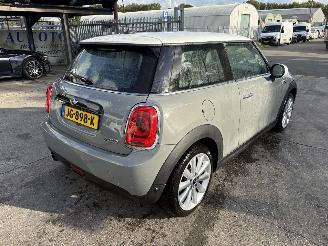 Mini Cooper 1.5 100KW Clima Navi Led Business NAP picture 3
