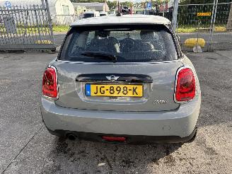 Mini Cooper 1.5 100KW Clima Navi Led Business NAP picture 4