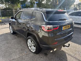 Jeep Compass 1.3T 110KW Autom. Clima Navi Led Limited NAP picture 4