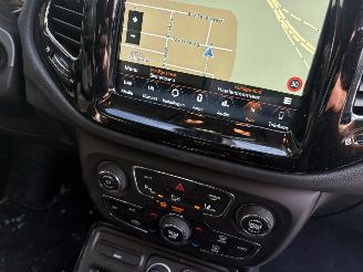 Jeep Compass 1.3T 110KW Autom. Clima Navi Led Limited NAP picture 11