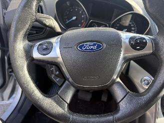Ford Kuga 1.5 Ecoboost 134KW Autom. 4WD Clima Navi Titanium picture 13