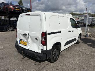 Citroën Berlingo 1.5 Bluehdi 73KW Navi Clima Schuifdeur Club NAP picture 2