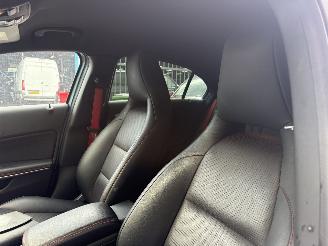 Mercedes A-klasse 200 Autom. 115KW Navi Clima Led Xenon AMG-Pakket NAP picture 8