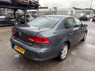 Volkswagen Passat 1.4 TSI 90KW Bleumotion Sedan Keyless picture 2